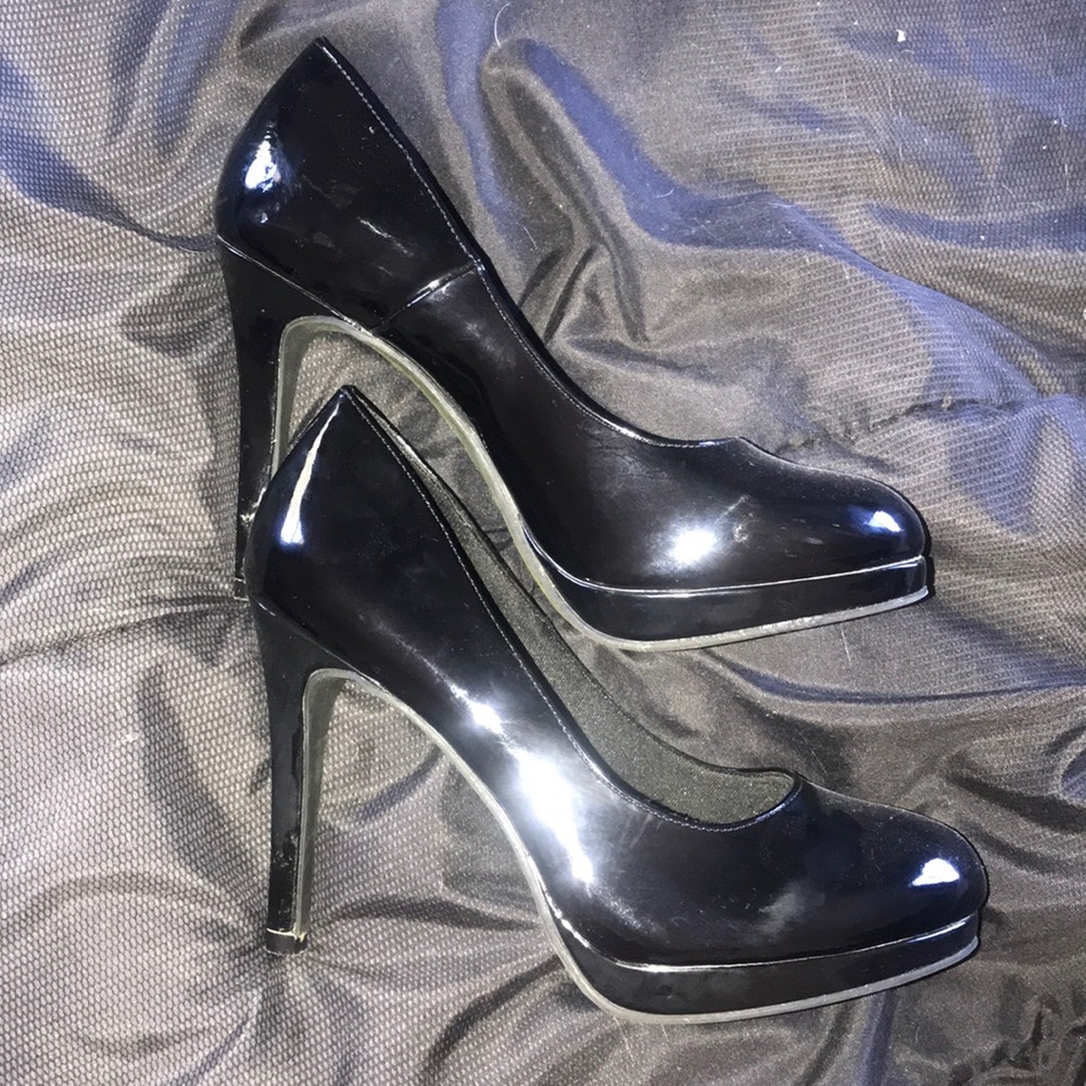 plain black heels, I only wore them once.